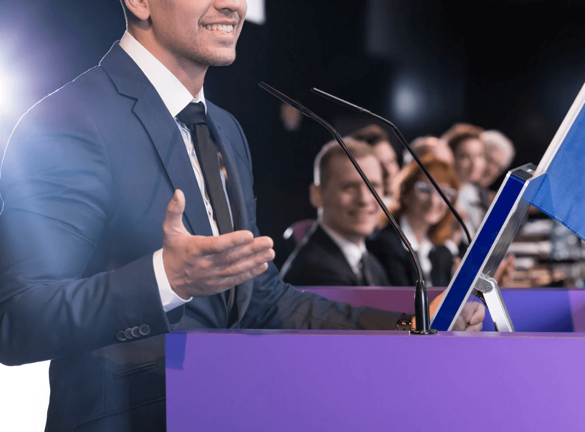 Cover Image for Master the Art of Speech: 10 Steps to Engage Your Audience (With Pro Tips for Success)