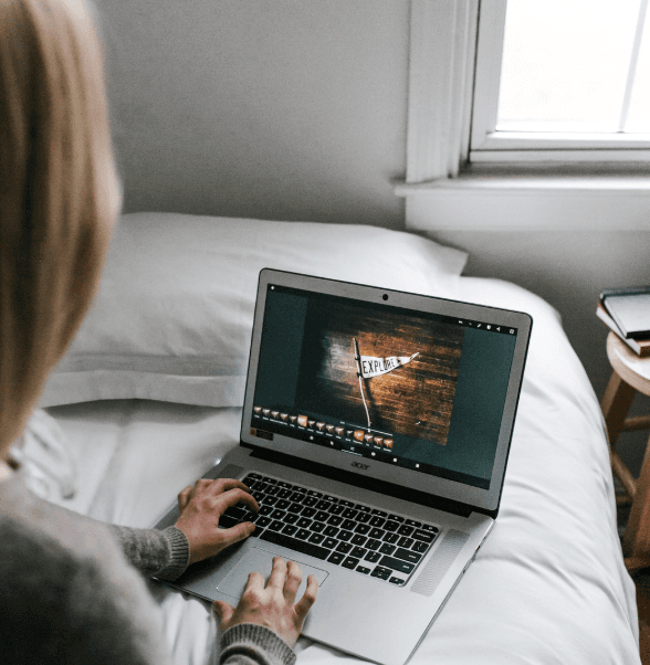 Cover Image for Breaking into the Spotlight: A Guide to Launching Your Career in Entertainment